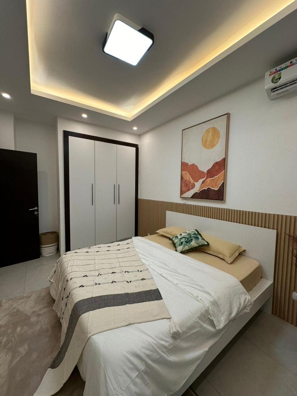 Luxueux Appartements - 2 Pieces Ou 4 Pieces - Quartiers Prises D'Almadies Et Ngor" Dakar Exterior foto